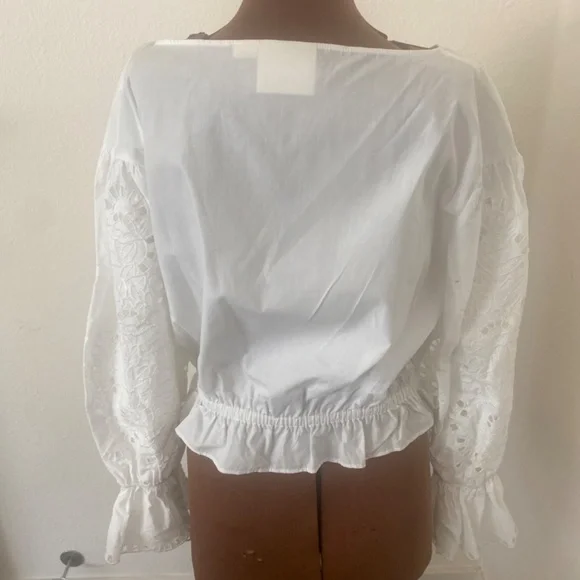 Anthropologie white cotton blouse with eyelet sleeves - Picture 3 of 3